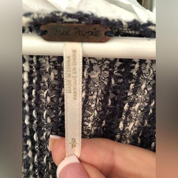 Free People oversized sweater - Picture 4 of 7